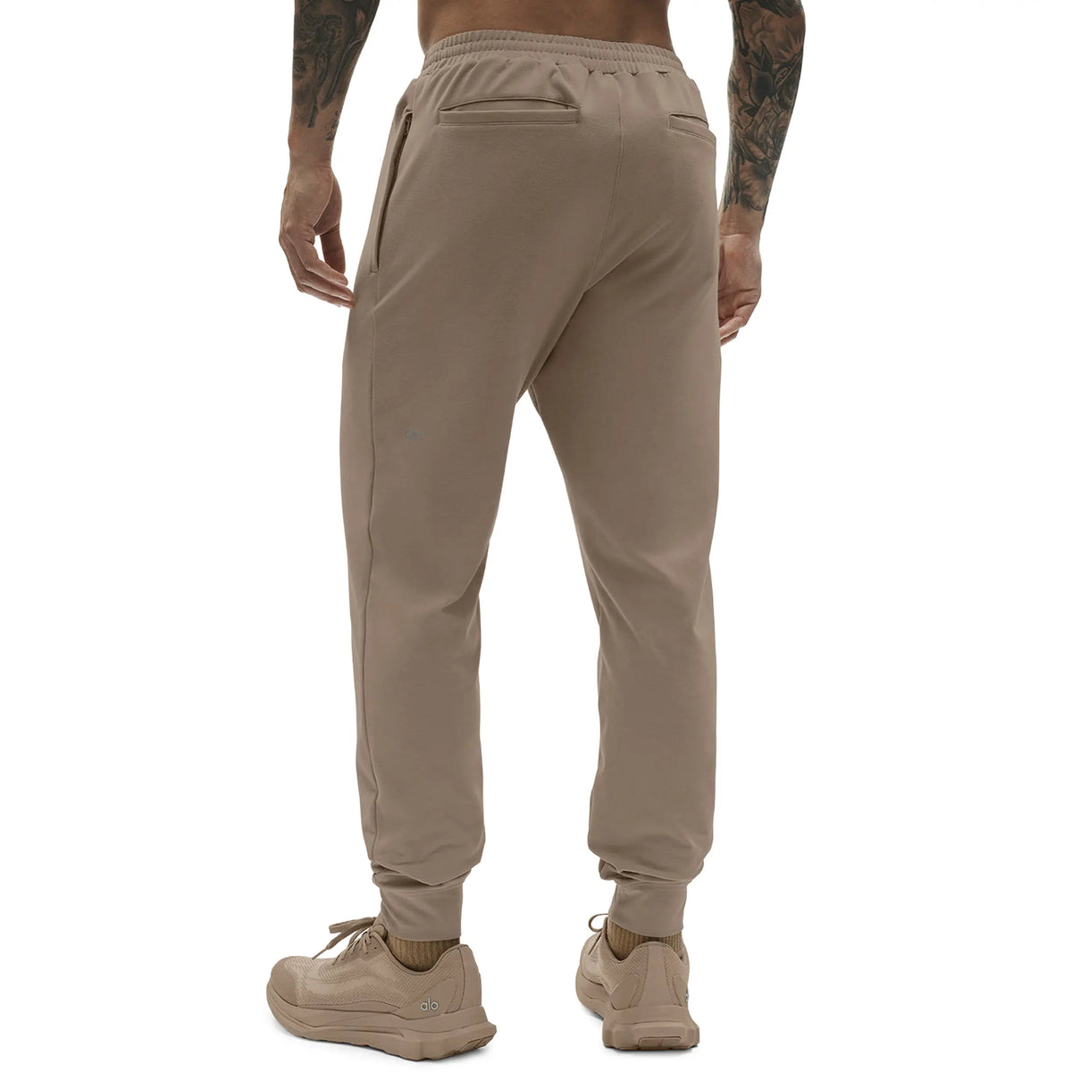 Alo Yoga Conquer Max Performance Gravel Sweatpants