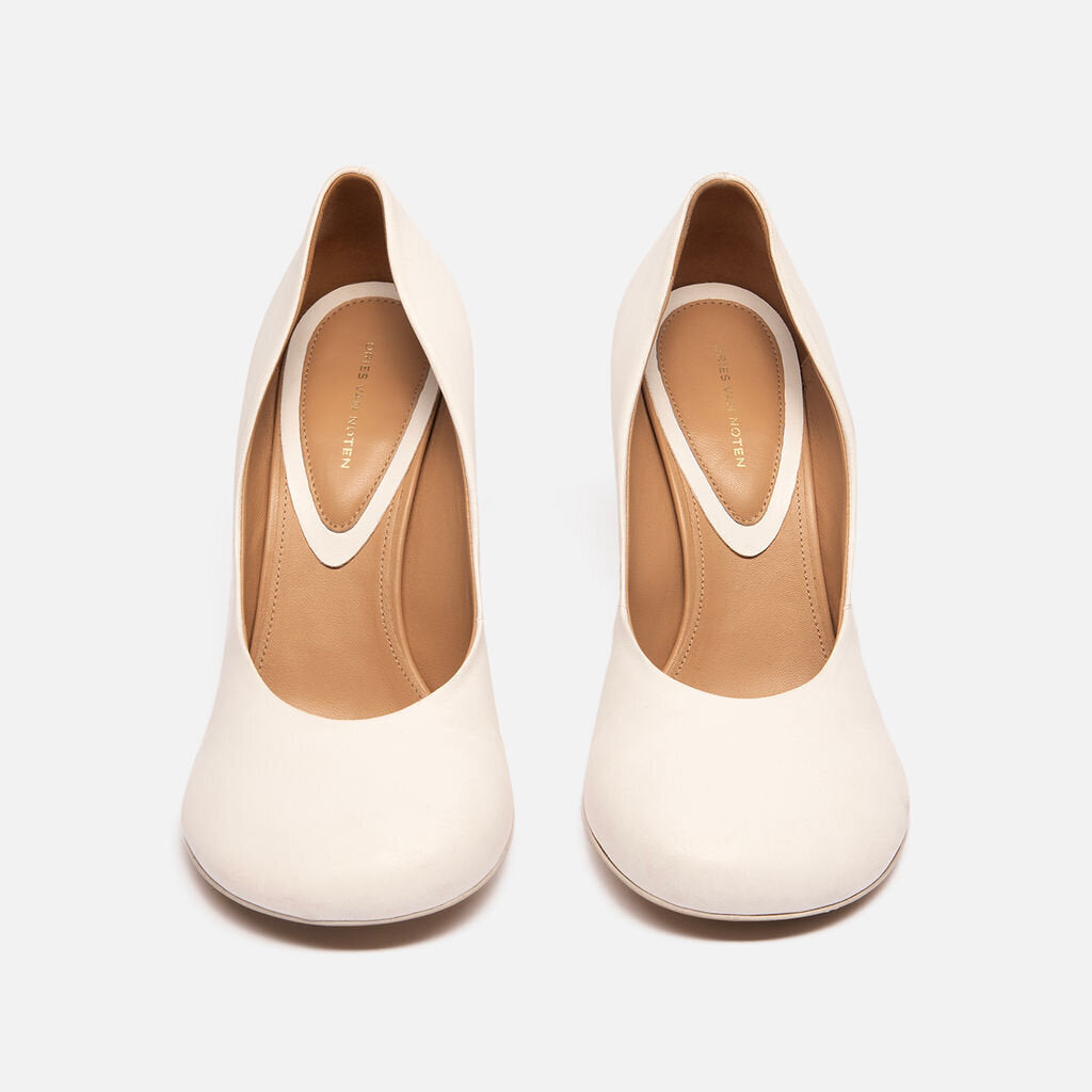 Dries Van Noten White Leather Rounded Toe Pumps